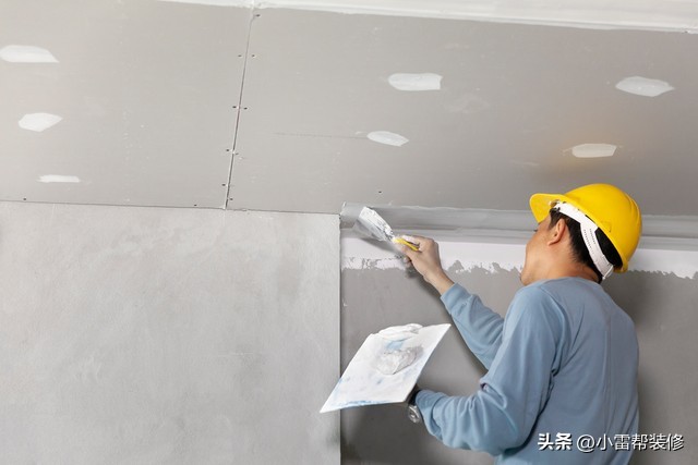 吊顶用轻钢好还是用木方好,吊顶用轻钢好还是木方好