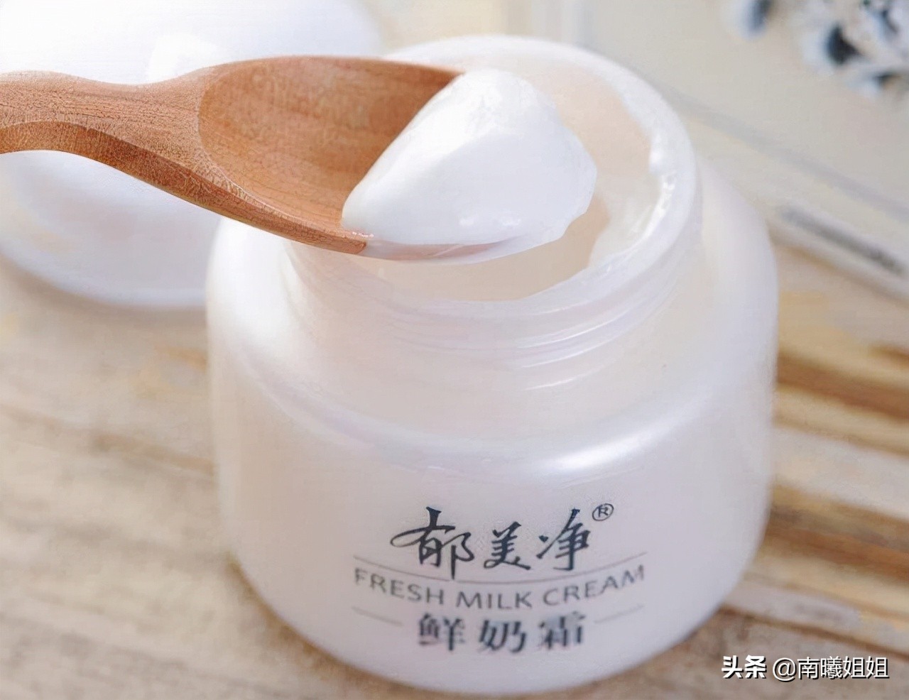日本必买的万能霜,女生逛超市必买的几样东西