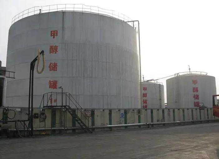 白酒喝了头疼什么原因怎么解决,喝完白酒为什么会想吐