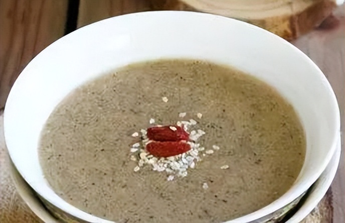 四个月的孩子做辅食视频,育儿知识六个月宝宝吃什么