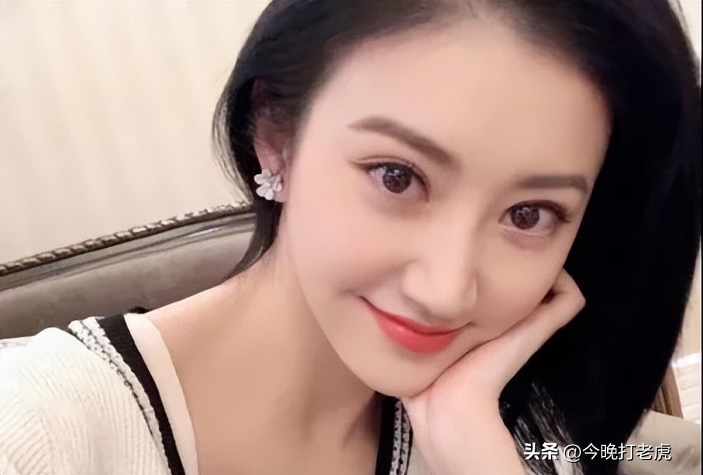 成龙景甜警察故事2013拍摄时间,警察故事2013景甜拍摄花絮