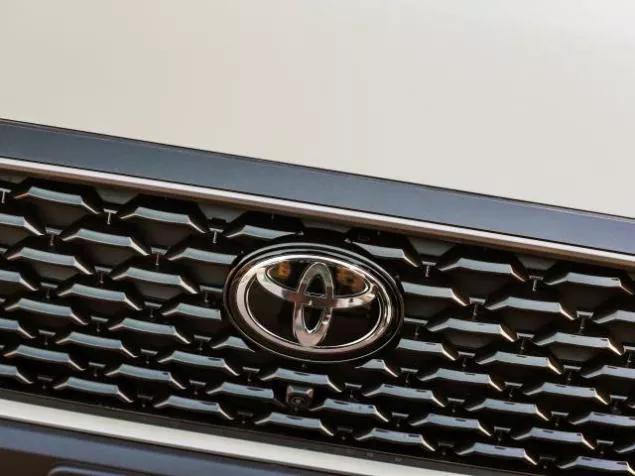 闺蜜30岁送她什么礼物,闺蜜三十多过生日送什么礼物