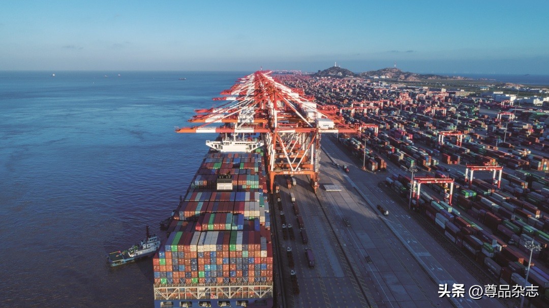 封面|我们走过的这一年：盘点2022年影响深远的经济大事件