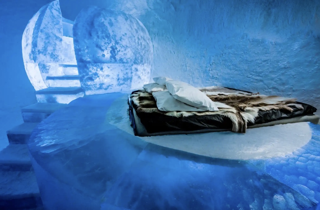 零下5度的寒冰床！瑞典冰屋酒店再度营业，每间房都美到失语！