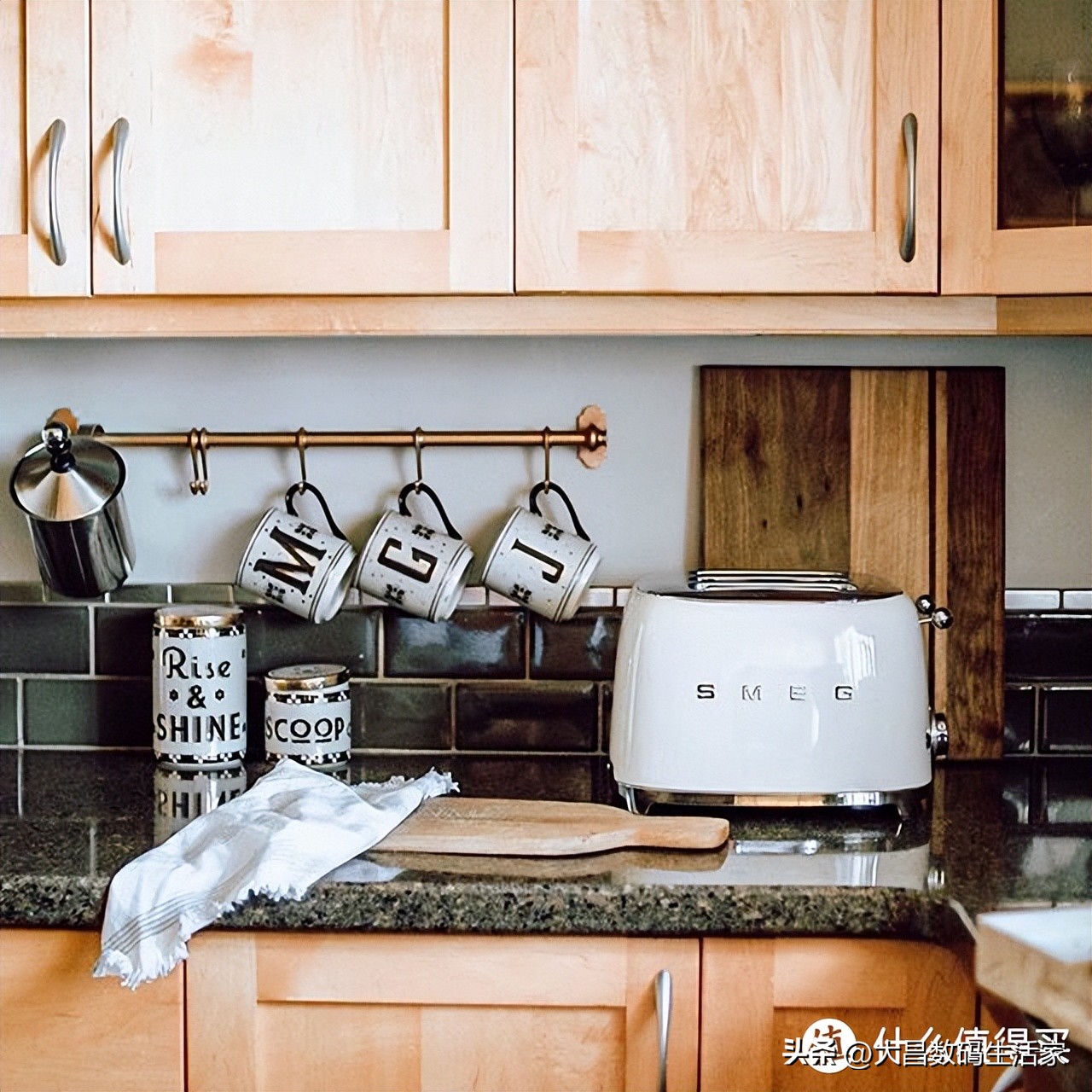 颜控怎么挑多士炉？