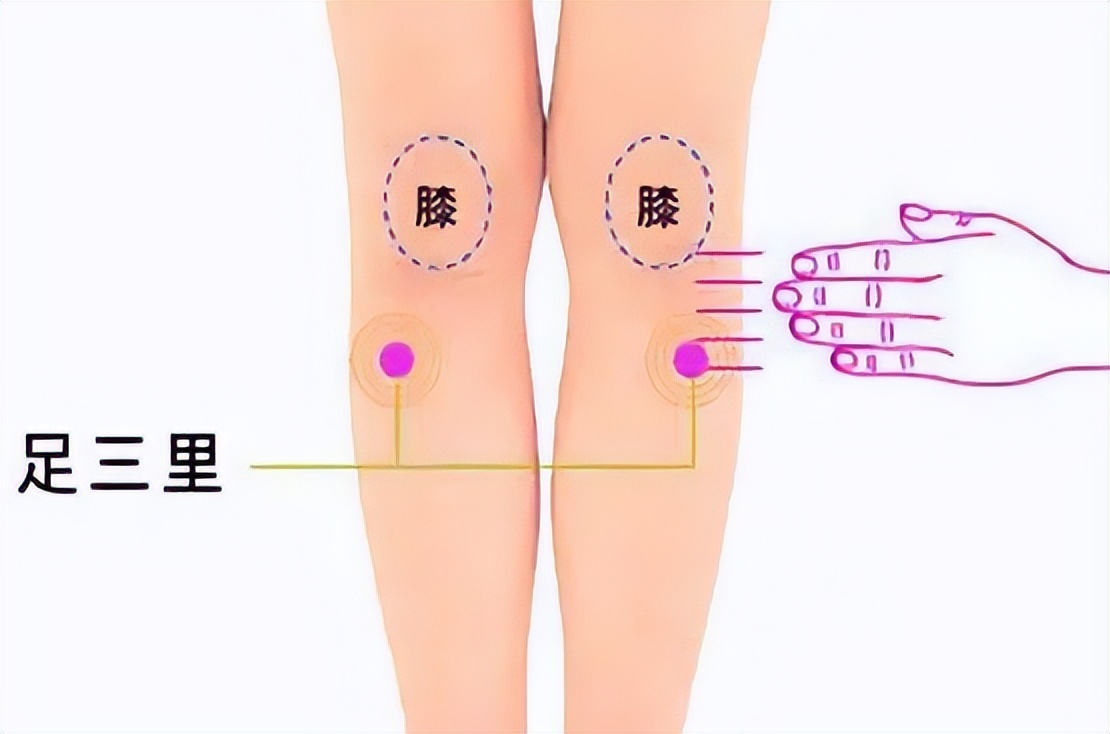 秋冬嘴唇干裂出血是怎么回事,冬天嘴唇干裂出血是什么原因