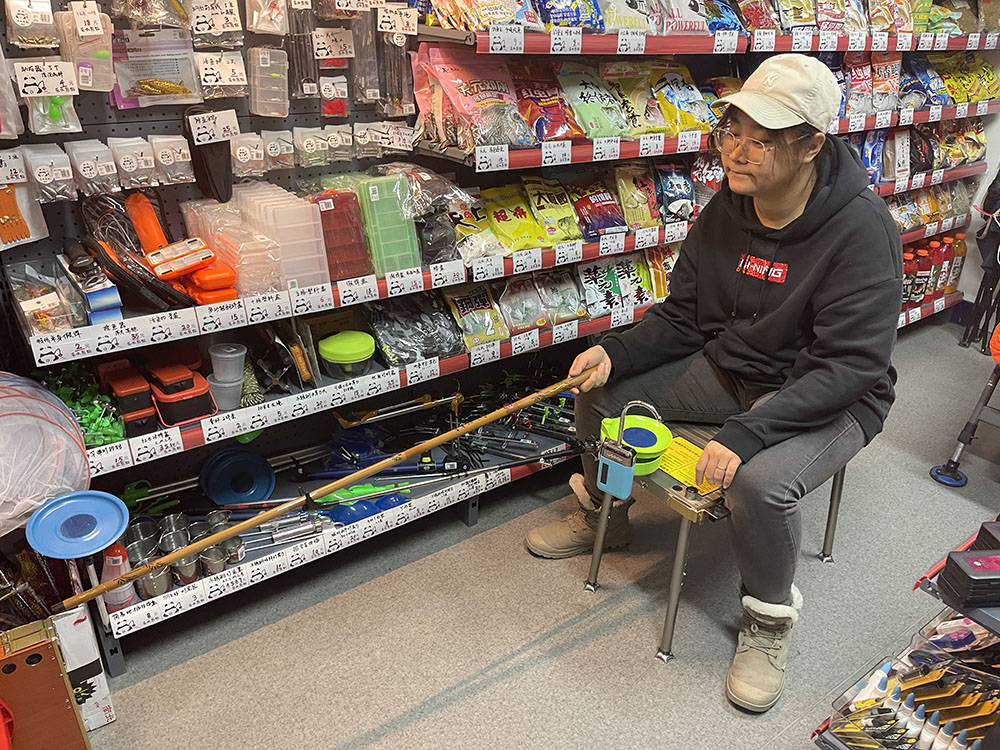 野钓选钓箱还是钓椅还是小钓台,纠结钓台是镂空还是平面好