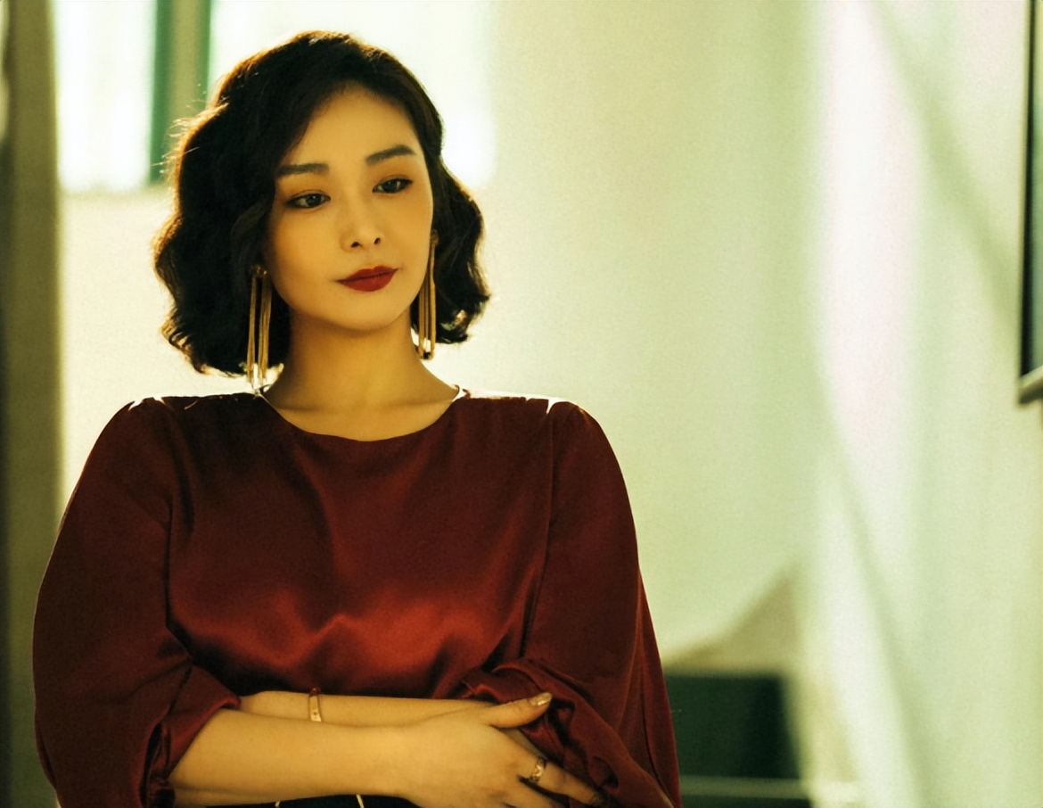 大嫂高叶刚翻红,大嫂高叶成名