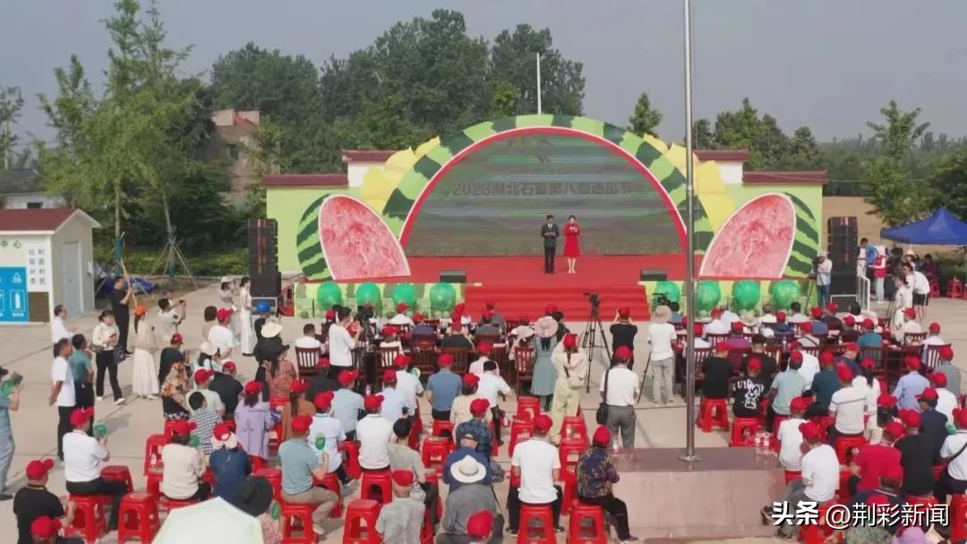 绘就新画卷领略乡村美,石首画卷