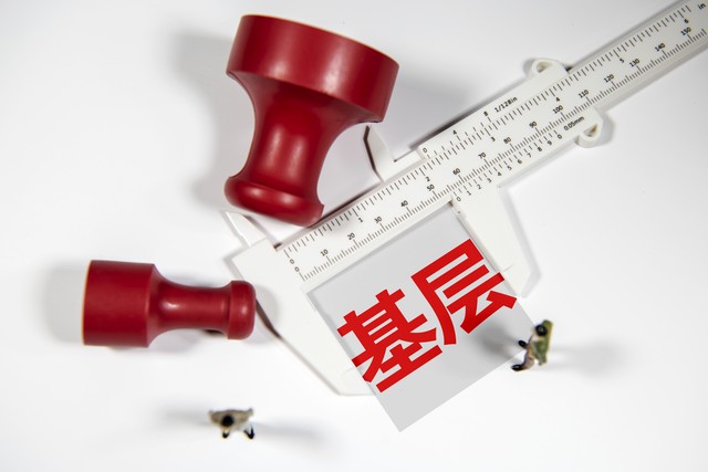 大人物痛斥北京汽车限购！胡锡进跟进，一家有一辆车，是基本权利