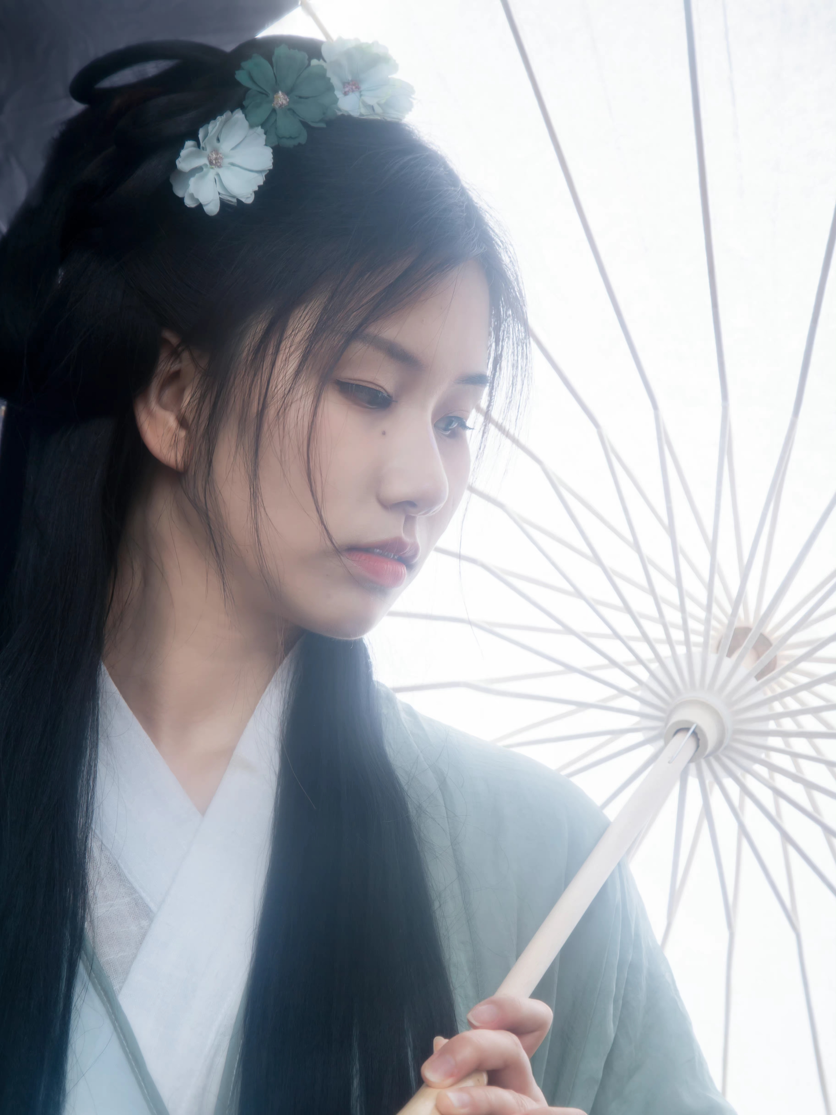 嗟往事，云水掠影，佳期如梦