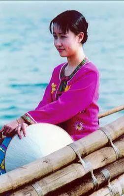 五十六个民族之柯尔克孜族服饰,五十六个民族服饰合集