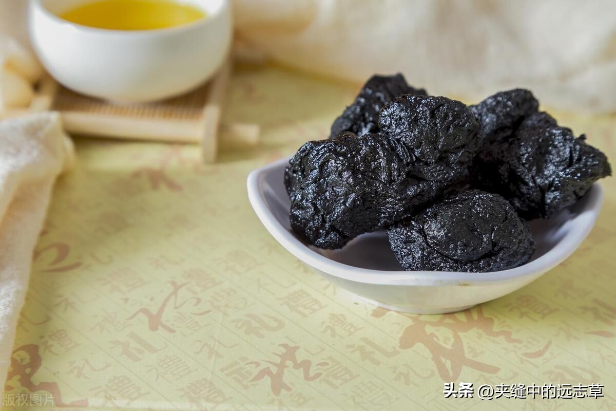 二阳咳嗽咳痰吃什么中成药,白痰和黄痰是火还是寒如何治疗