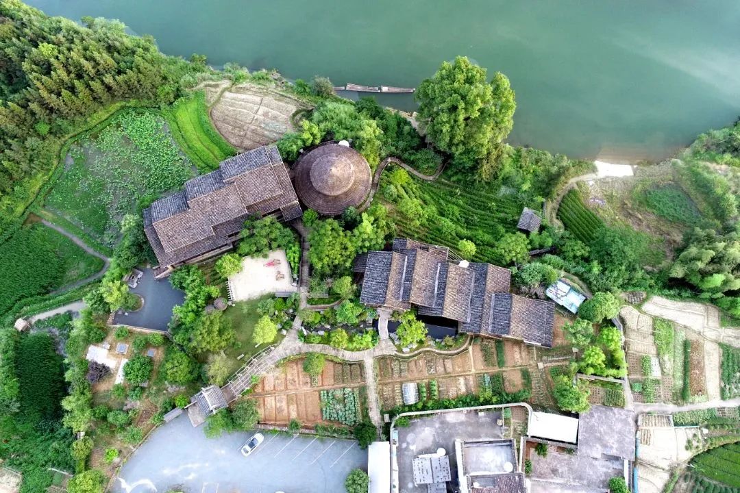 上饶婺源山顶美宿,婺源晒秋美宿推荐