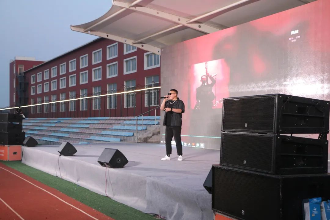 大连中港通关学校,大连中港通关学校位置