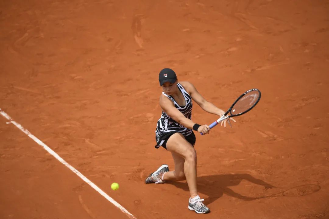 阿什利巴蒂成长记录,阿什莉巴蒂