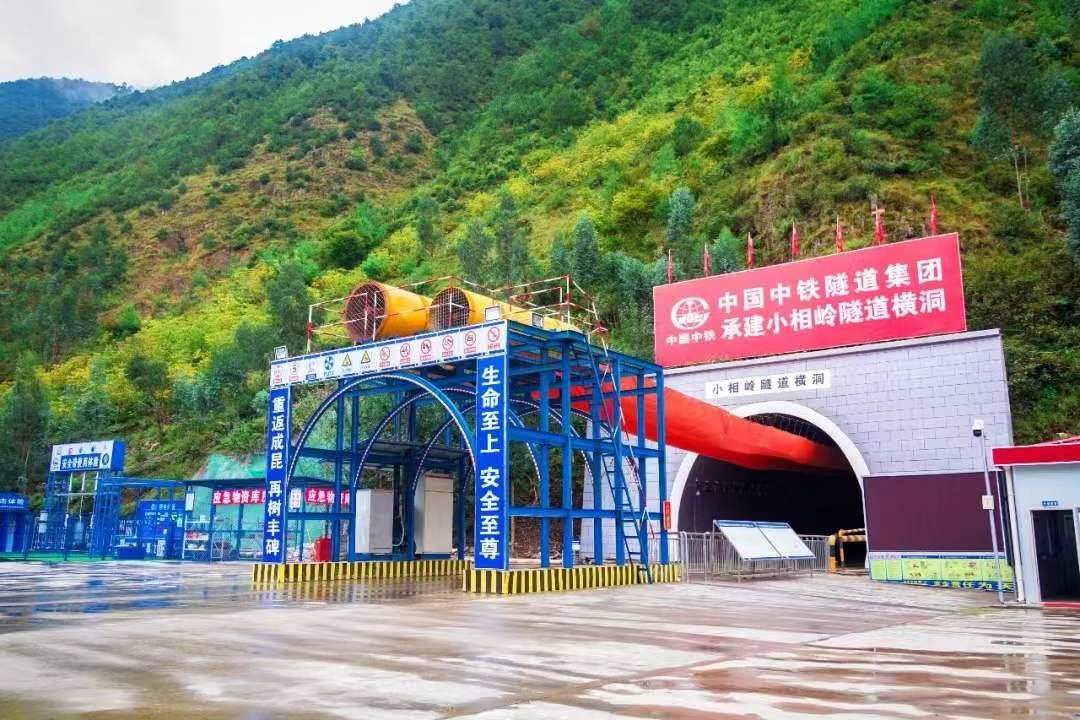 成都东边哪里好玩,成都东从哪个口进去