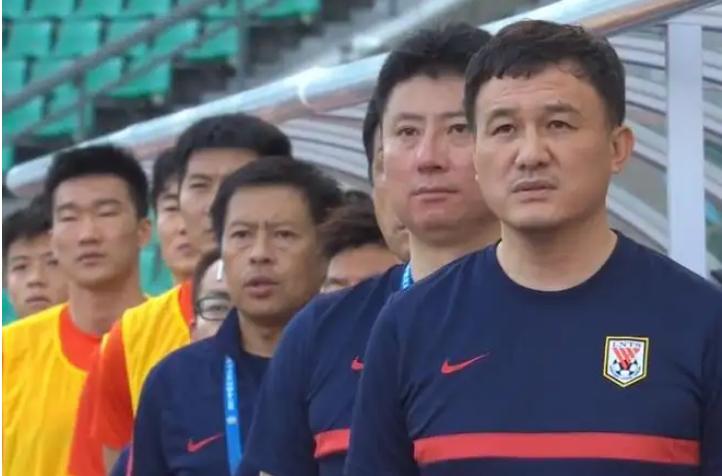 山东泰山发布战国安海报,山东泰山队宣传海报