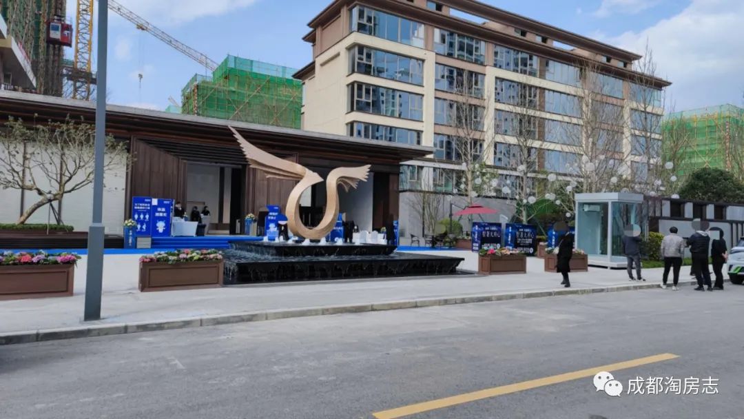 龙湖6000左右的精装修,地下室装修包工包料价格