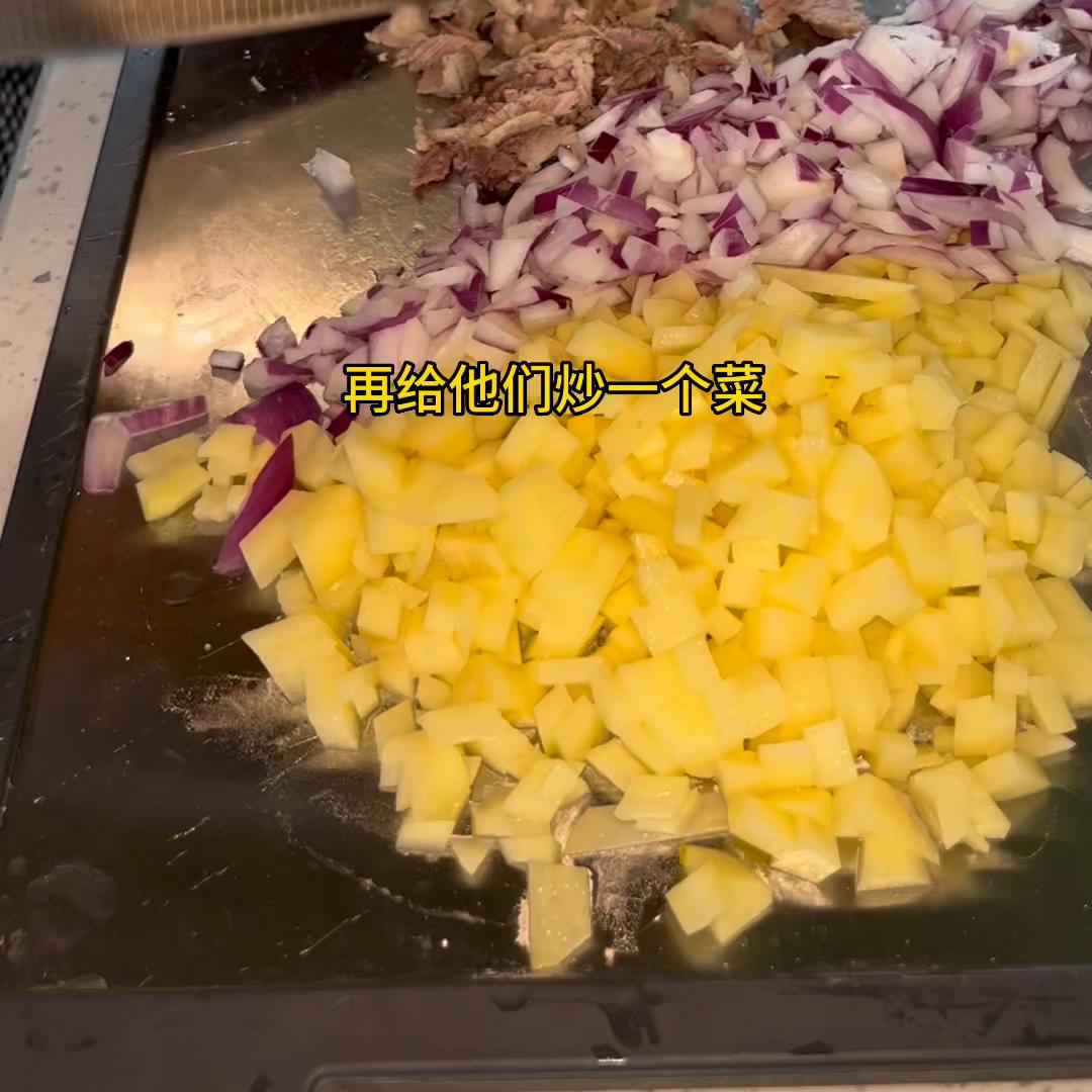 双胞胎带娃日常生活记录,记录2个月双胞胎的日常生活