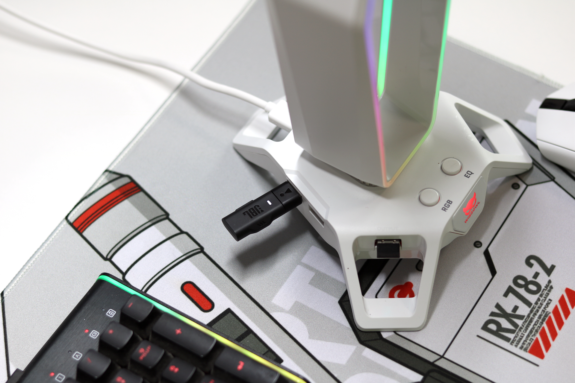 2000块钱买个蓝牙音箱值吗,专业人士jbl头戴式耳机推荐