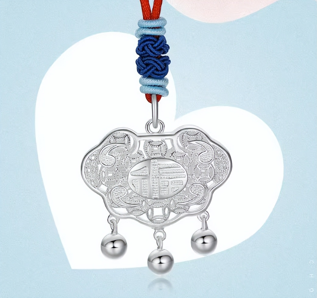 银项链戴着有什么好处和坏处,戴银项链有什么好处医学说法