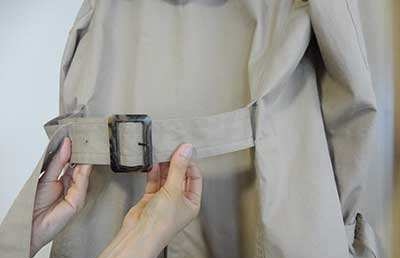 大衣腰带后面打结方法不要蝴蝶结,秋冬大衣蝴蝶结系法生活小妙招