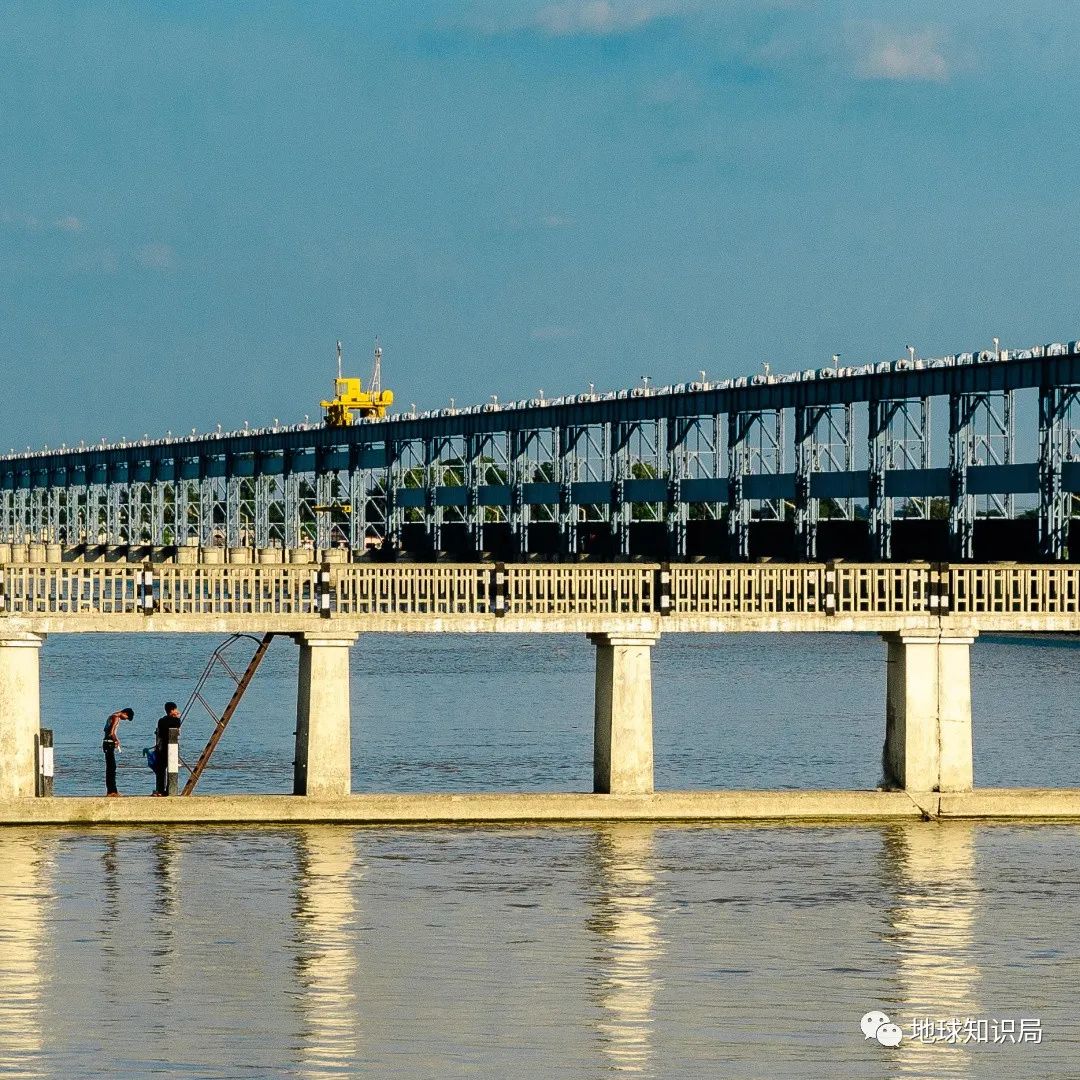 尼泊尔接受美国援助协议,尼泊尔加入北约了吗