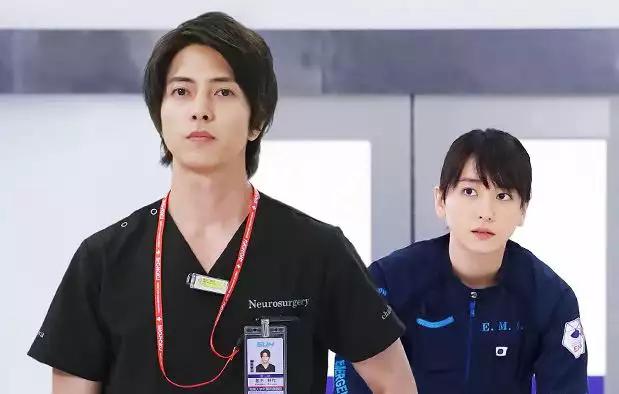 日本花*男美**秀八块腹肌爆上热搜！网友傻眼：这是快40岁的人？