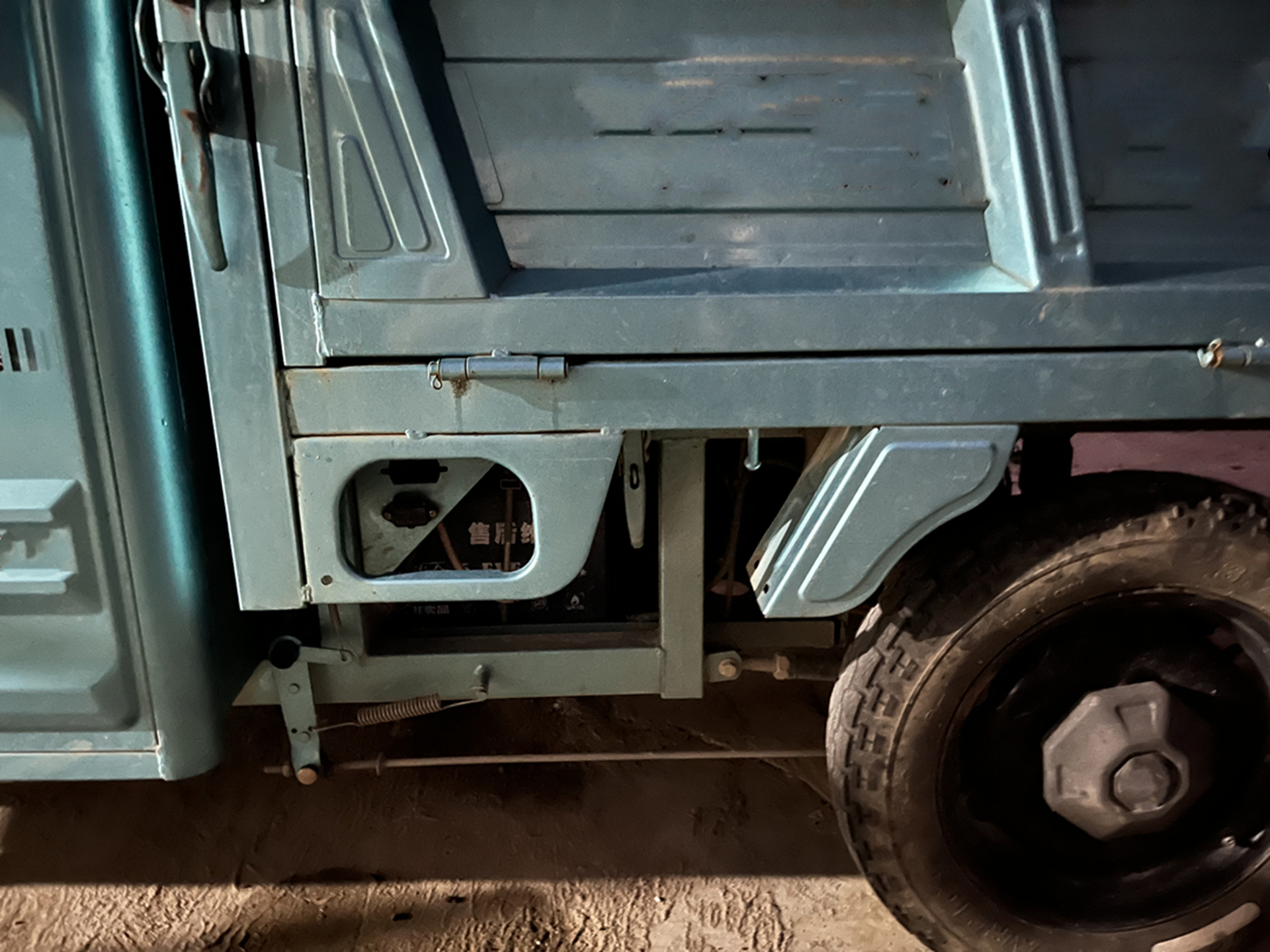 电动三轮车是电机功率越大越好吗,电动三轮车的电机大点好还是小好