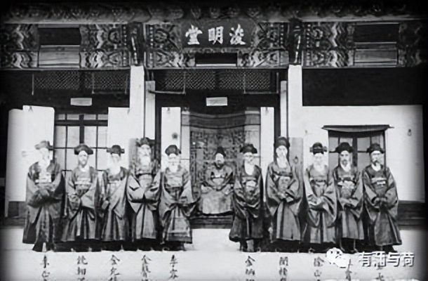 行令半岁万民闻之的朝鲜当百钱