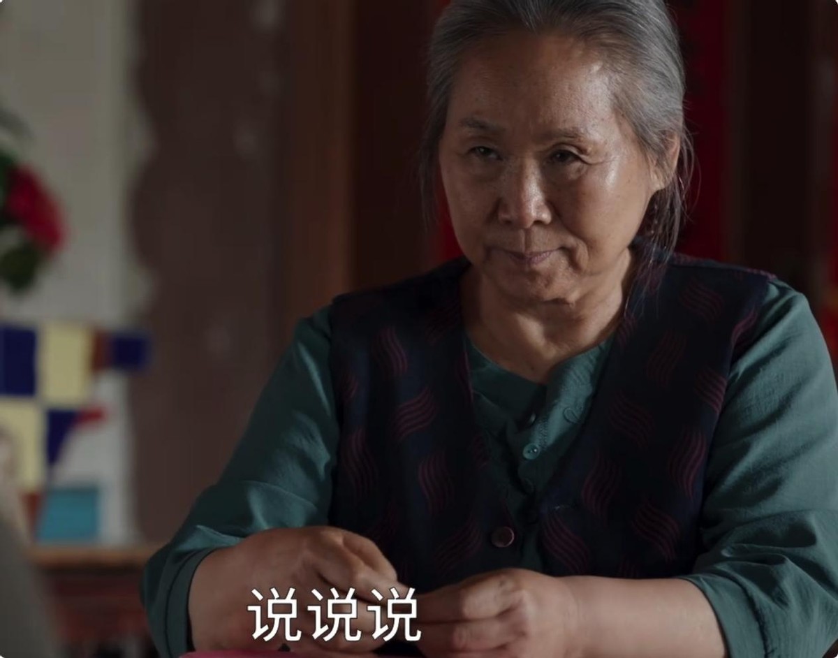 苇青和毛孩是亲生母子吗,苇青和毛孩是什么关系