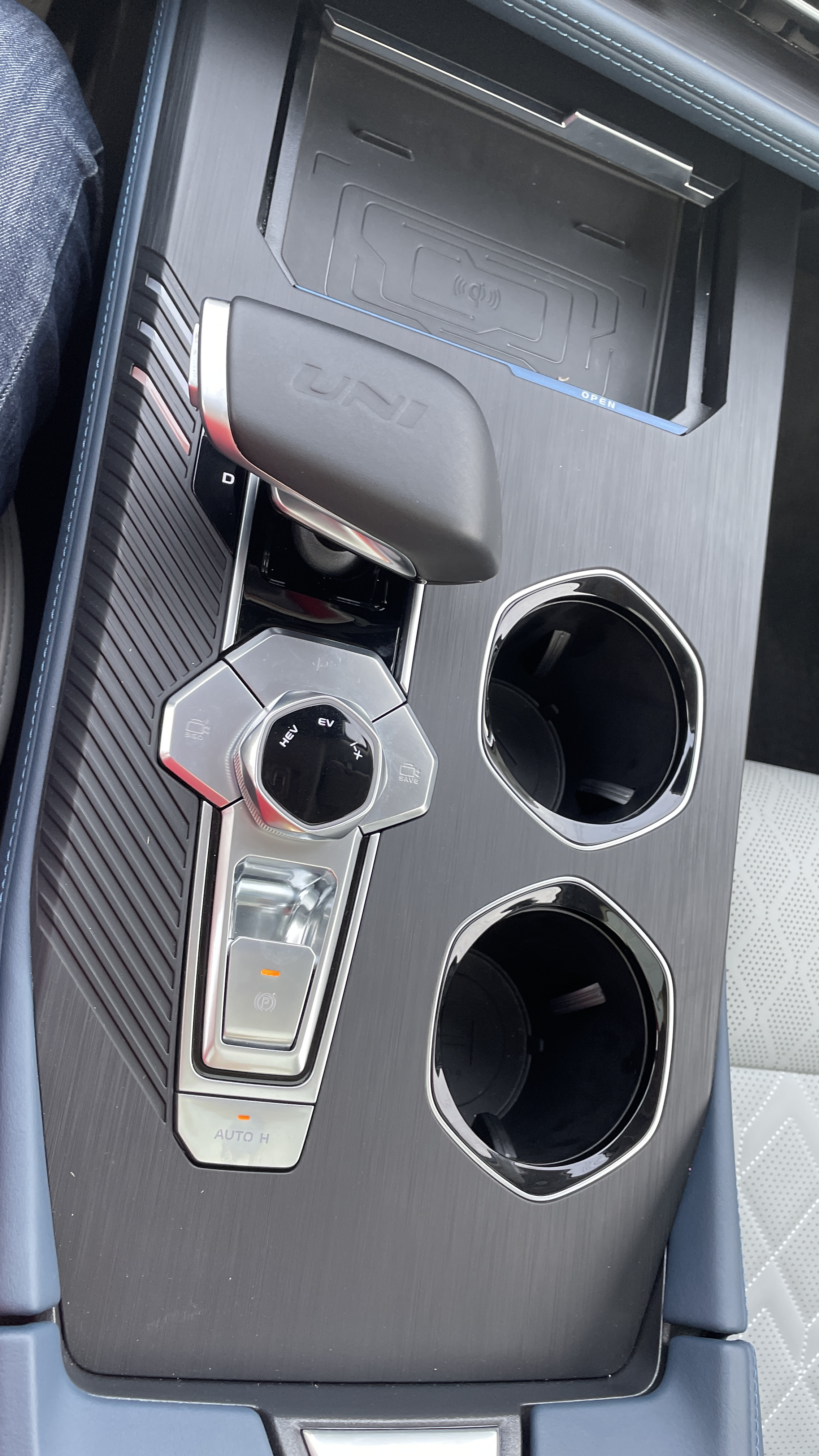 长安UNI-KiDD混动版评测视频,长安uni-kidd试驾测评