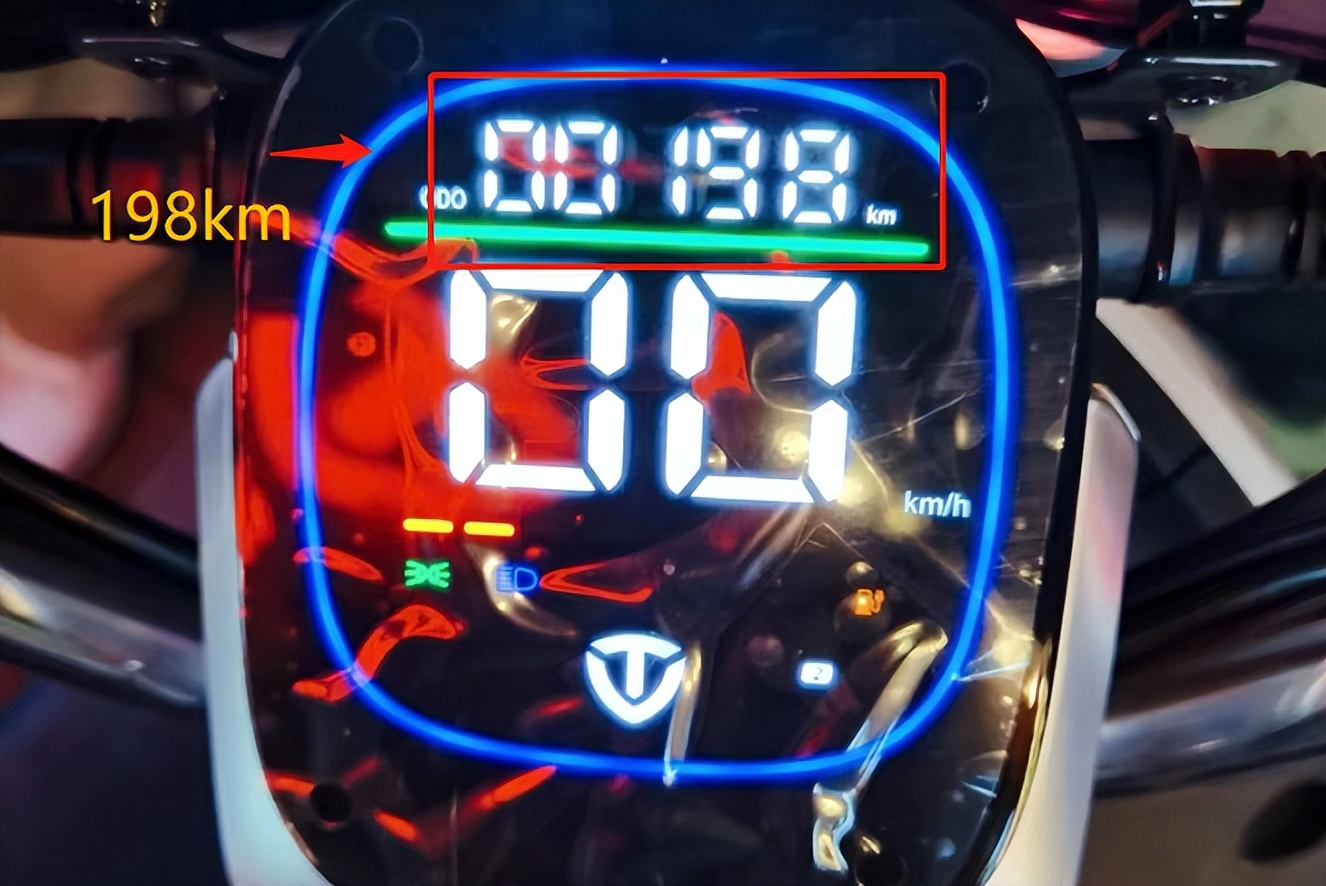 电动车电池天能和超威哪个质量好,电动车天能电池和超威电池哪个好