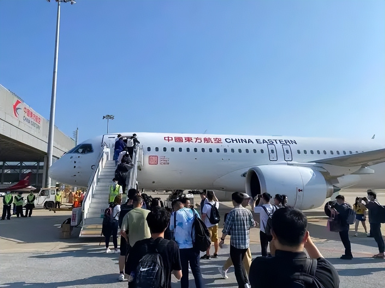 c919有没有把大飞机的价格打下来,c919飞机最新运营情况