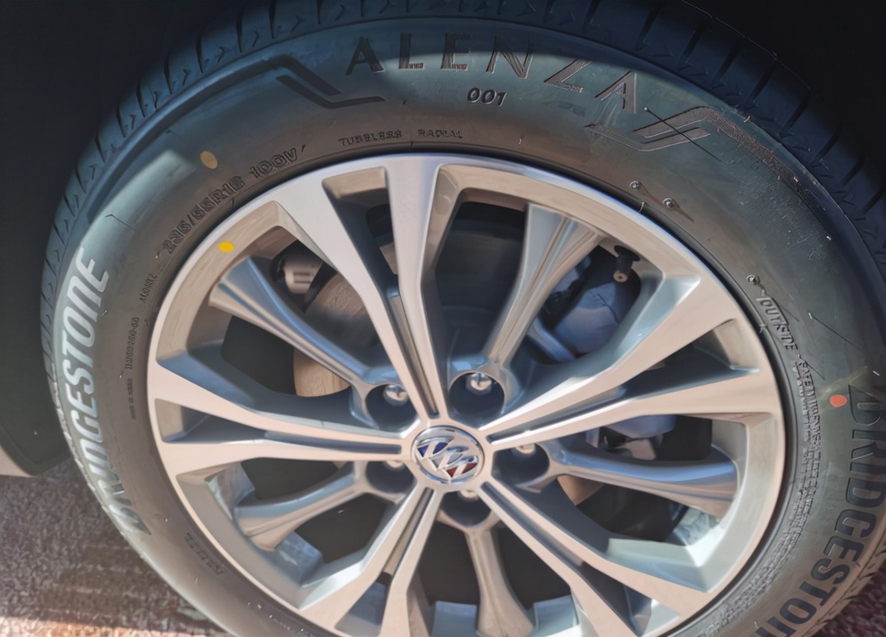 昂科威plus油耗车主视频,2023款别克昂科威plus车主真实油耗