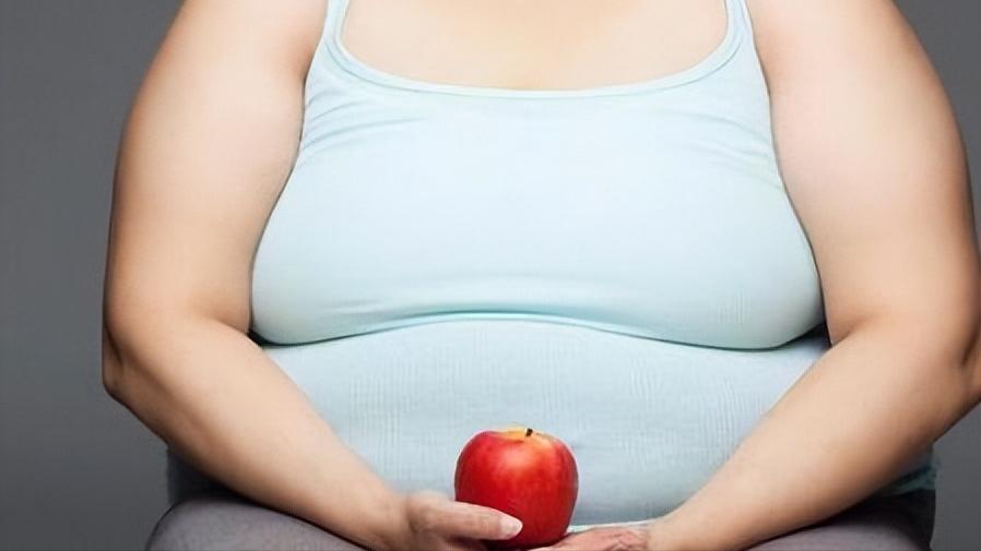 睡前吃夜宵凌晨肚子饿为什么,吃宵夜和饿肚子哪个危害大