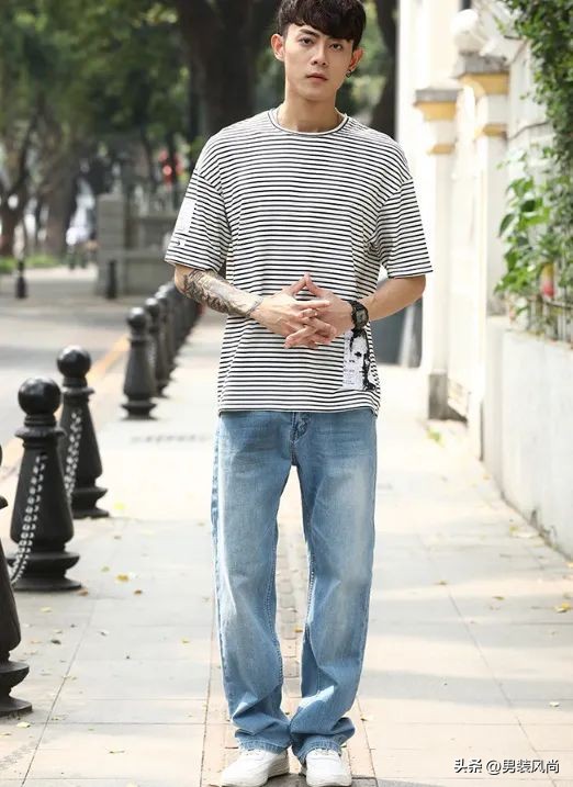 男士夏季如何穿搭显得干净有气质,男士夏季简单高级的穿搭