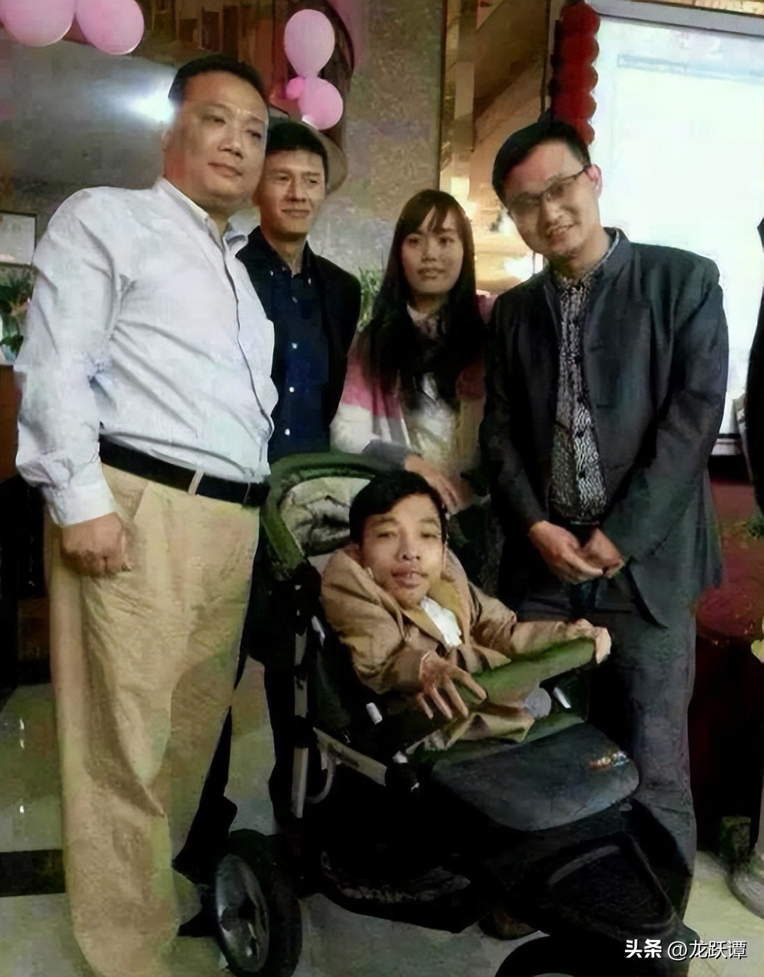 韬环鍗冧嚎鐨勫瘜璞潗杞濞跺コ绉樹功,90鍘樼背琚栫弽鎬昏