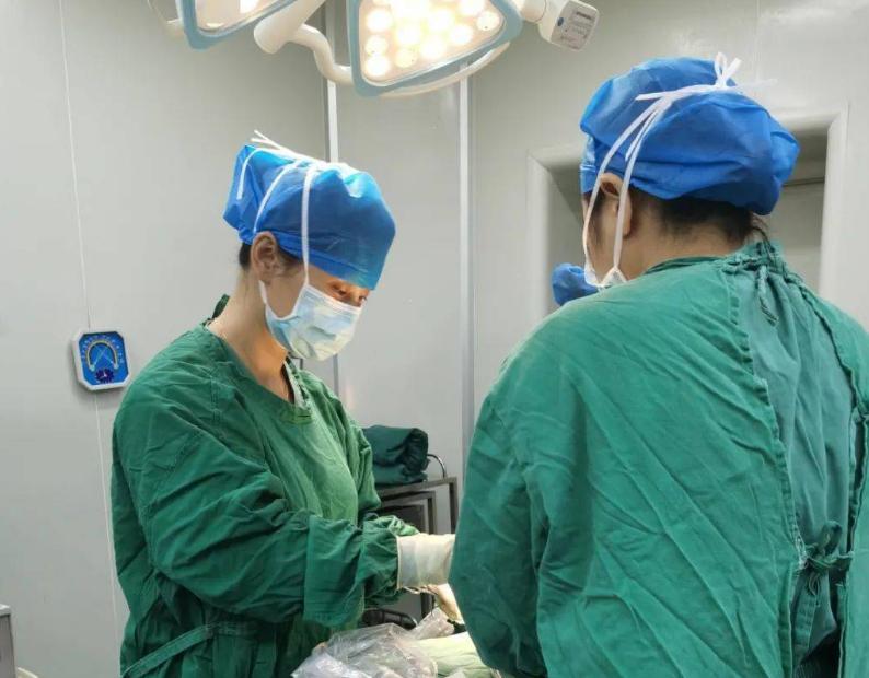 女子检查出两个子宫,女子查出双子宫