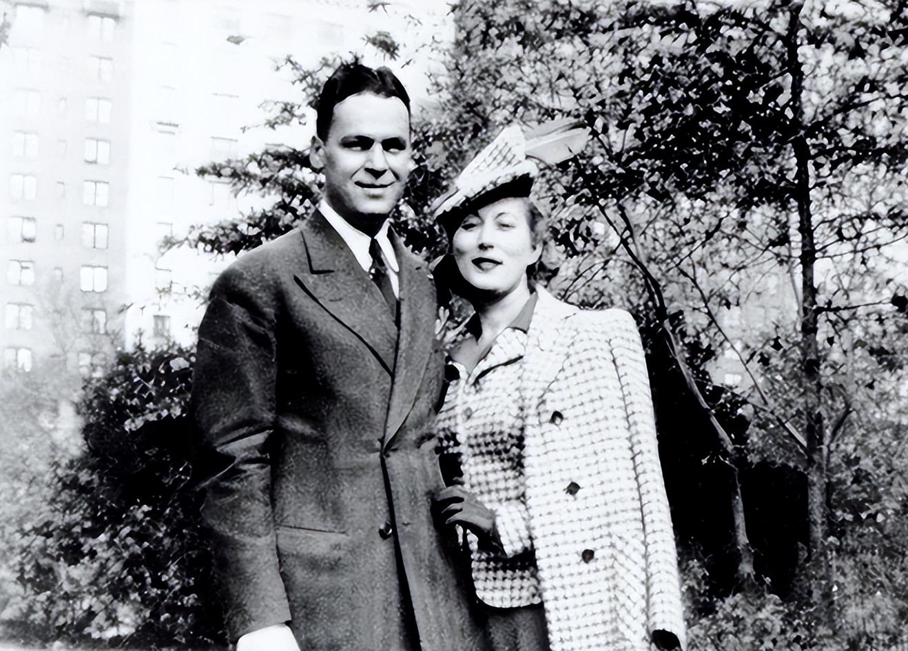 中国姑娘嫁化妆品巨头，身价百亿，各界名流出席，这也有你的贡献