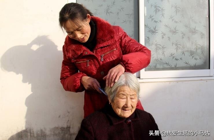 人到晚年老伴走了另一半该怎么办,人到老年怎么办