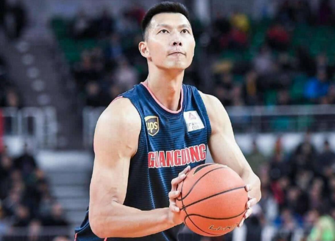 易建联身价上亿迎娶巴西宝贝,易建联妻子荆灵个人资料