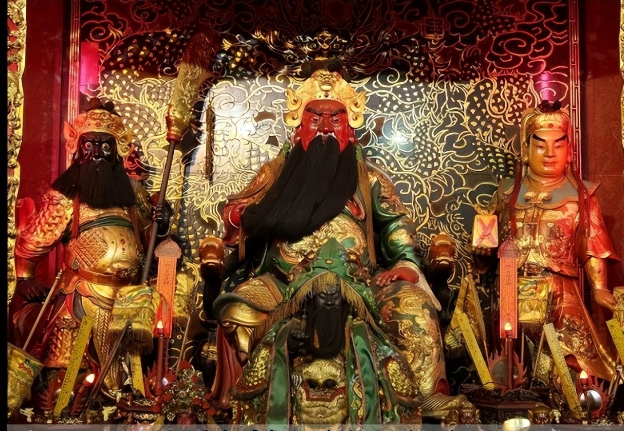 关羽是红色皮肤吗,关羽的脸为什么是红的