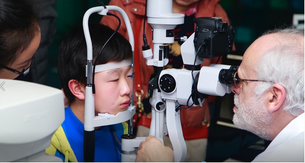 600度近视角膜塑形镜的效果,什么品牌角膜塑形镜适合高度近视