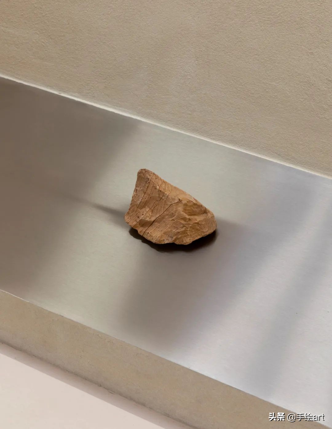 女装店装修墙面设计,实体店女装大牌设计感