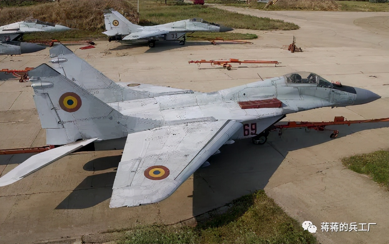 罗马尼亚空军视频,罗马尼亚捡破烂