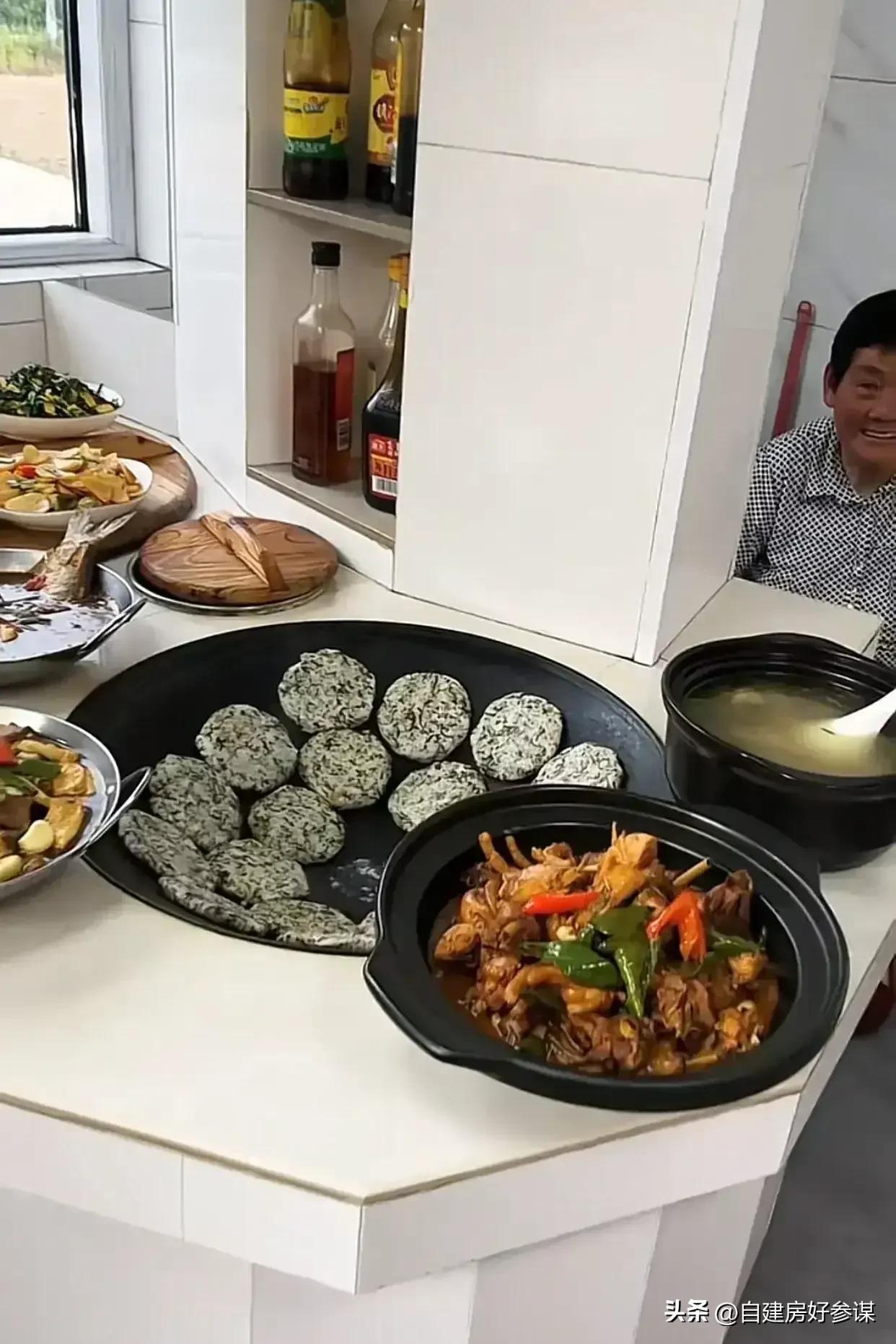 自建房厨房柴火灶尺寸和设计图,农村带火灶房屋设计图纸