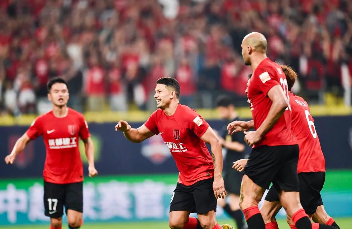 成都蓉城VS南通支云，目标亚洲蓉城争连胜，登蜀道支云力阻再溃败