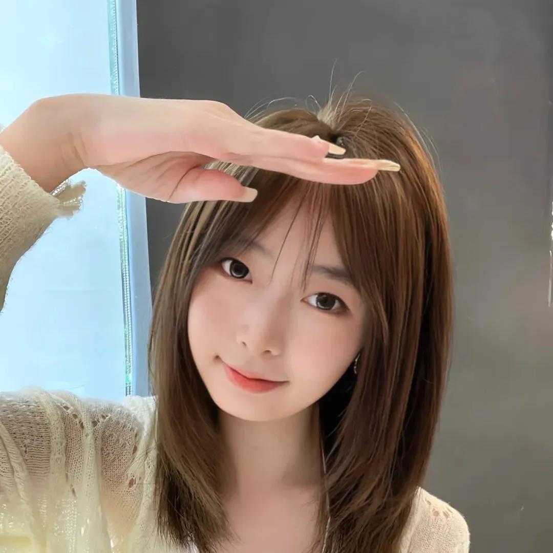 高层次锁骨发中长怎么剪,高层次锁骨发中长怎么造型